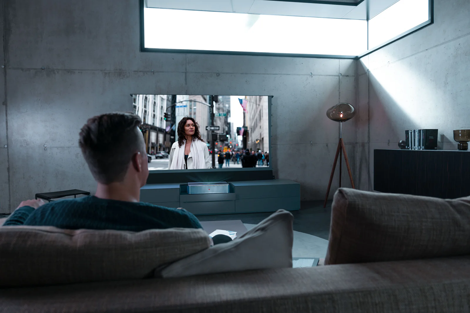 The Essential Guide to Choosing the Right Screen for Your Home